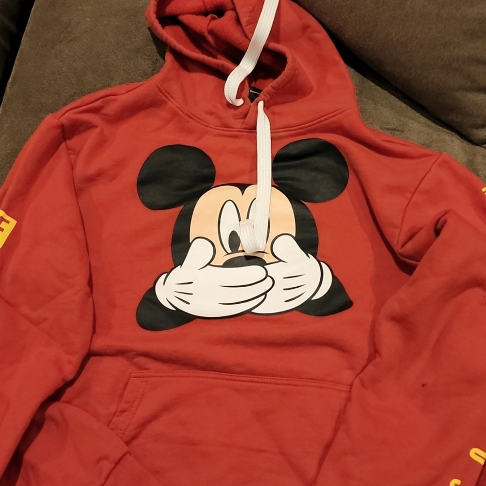 Disney Men's sweatshirt